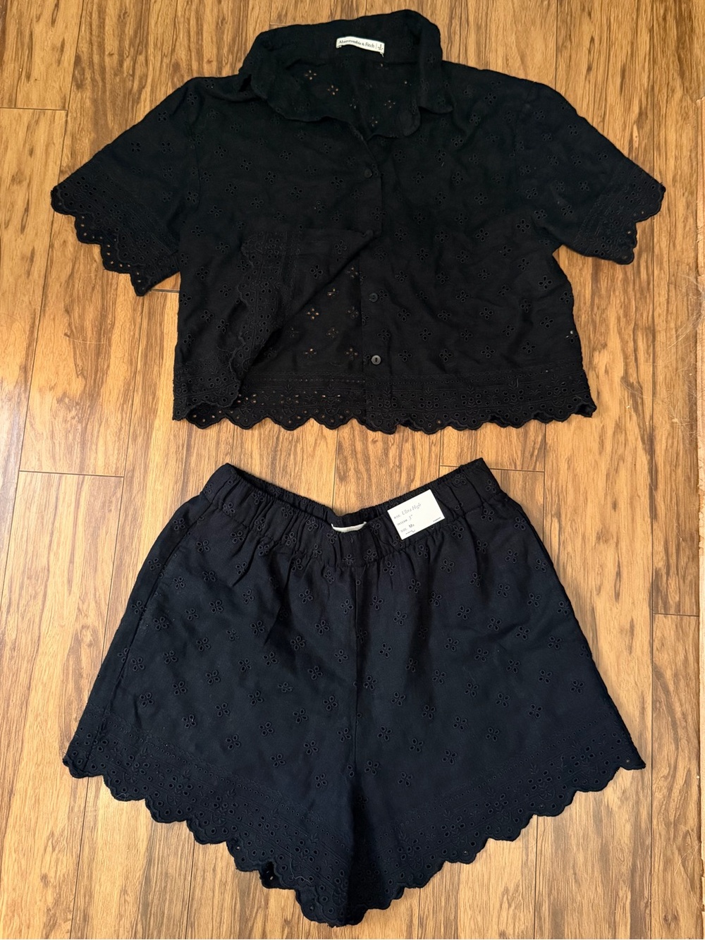 ABERCROMBIE & FITCH SCALLOPED EMBROIDERED LINEN SET CROPPED TOP SHORTS SIZE S M